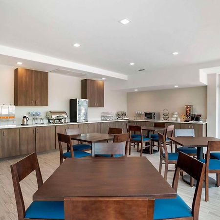 Comfort Inn & Suites Destin Near Henderson Beach شاطئ ميرامار المظهر الخارجي الصورة