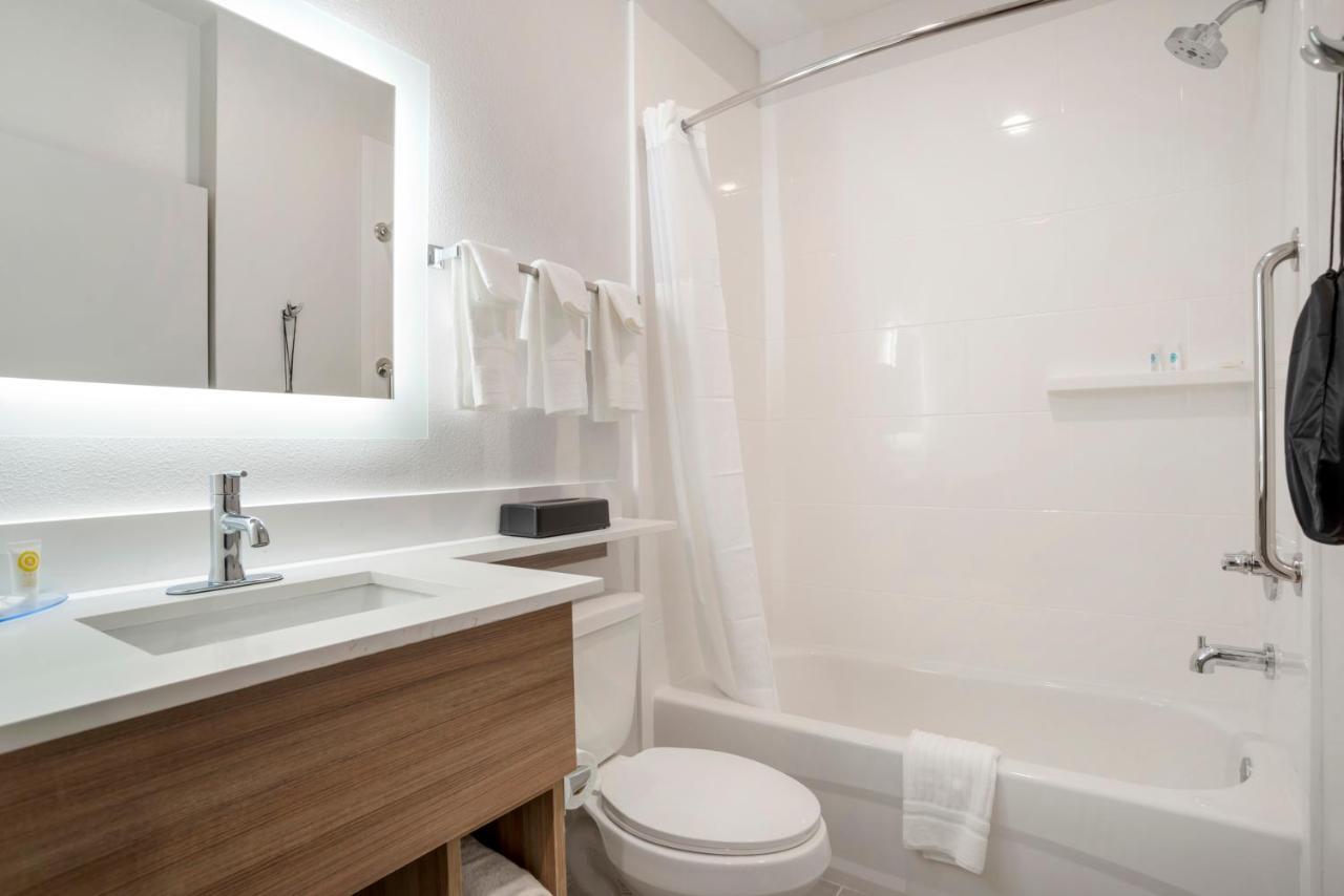 Comfort Inn & Suites Destin Near Henderson Beach شاطئ ميرامار المظهر الخارجي الصورة